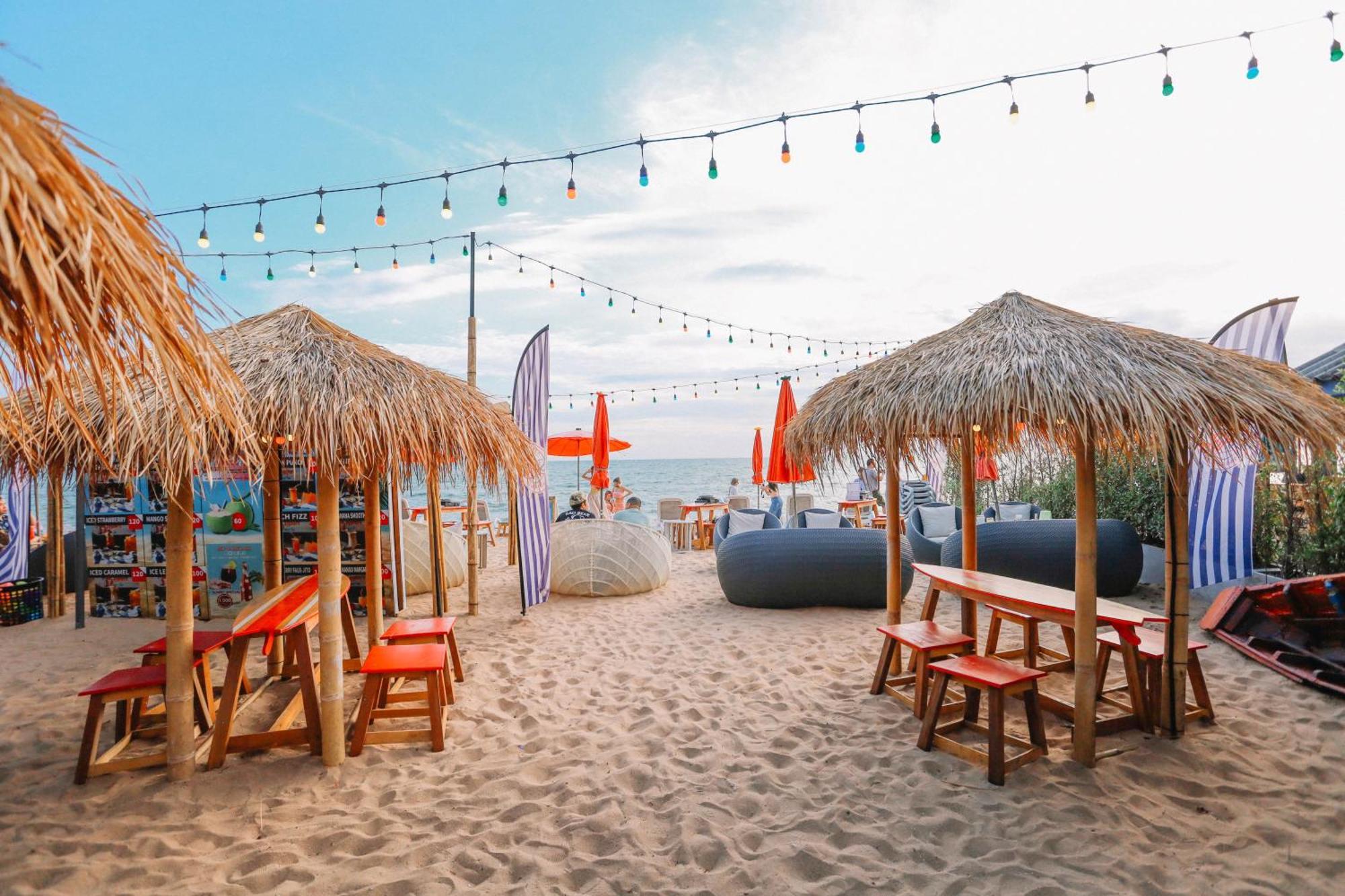 Bayphere Hotel Pattaya Jc Наджомтьєн Екстер'єр фото Beach bar in Varvarovski, Ohrid