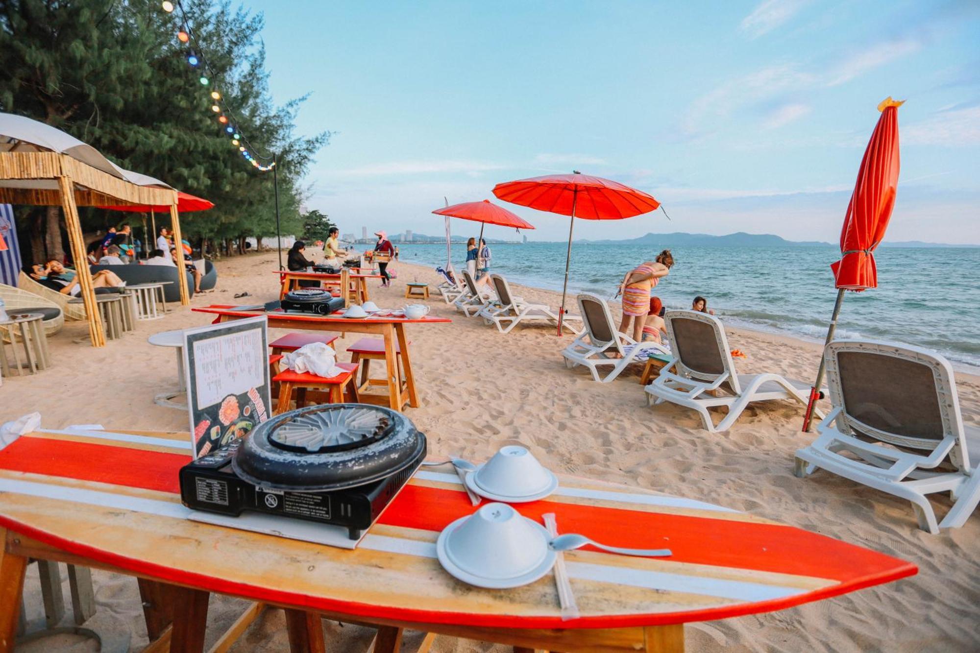 Bayphere Hotel Pattaya Jc Наджомтьєн Екстер'єр фото Hua Hin beach